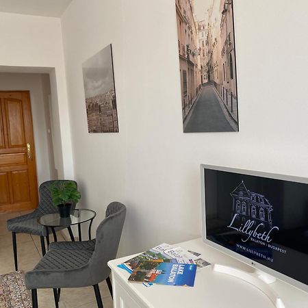 Villa Lillybeth - Lake Balaton Кестхей Экстерьер фото
