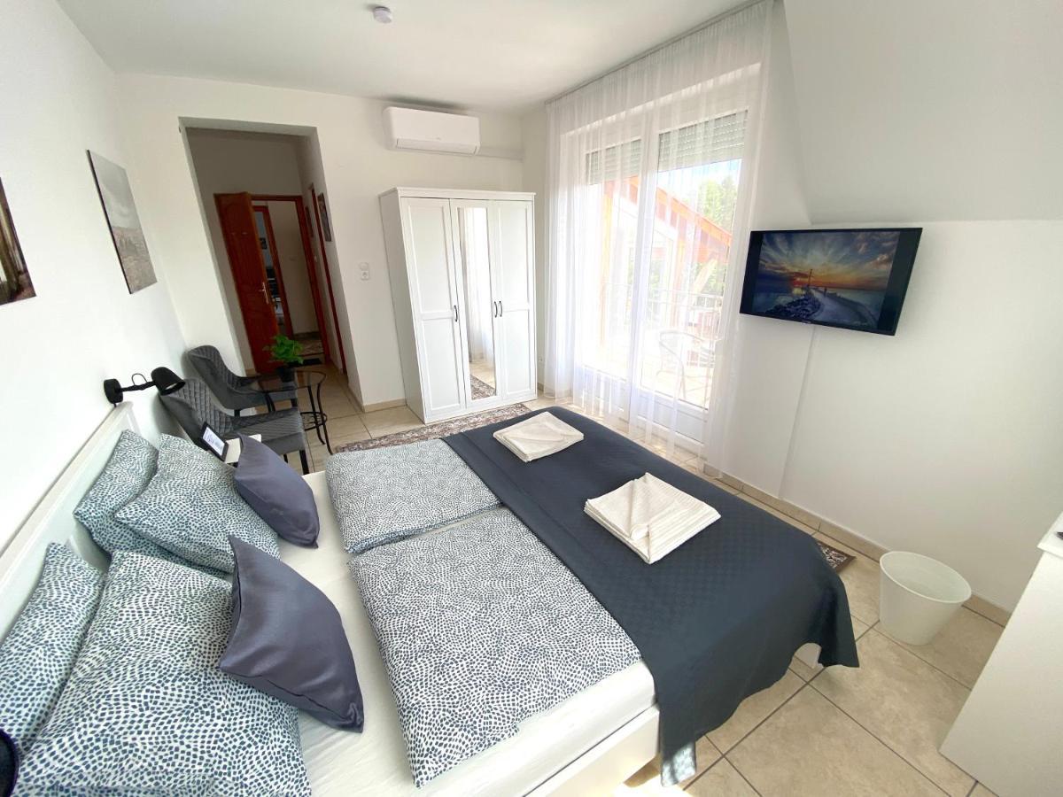 Villa Lillybeth - Lake Balaton Кестхей Экстерьер фото
