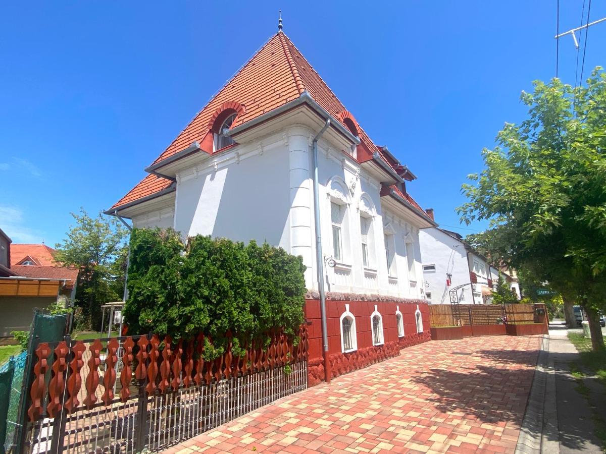 Villa Lillybeth - Lake Balaton Кестхей Экстерьер фото