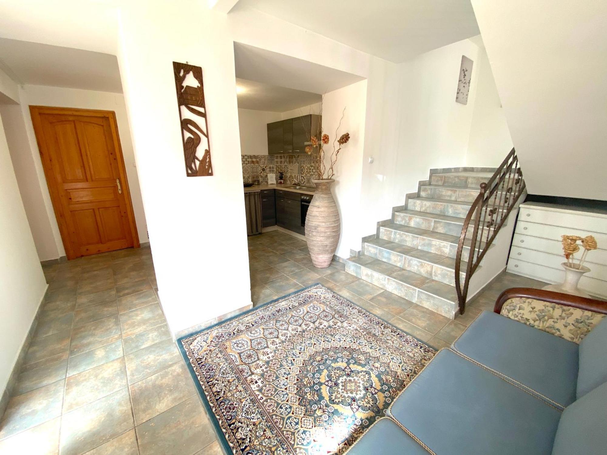Villa Lillybeth - Lake Balaton Кестхей Экстерьер фото